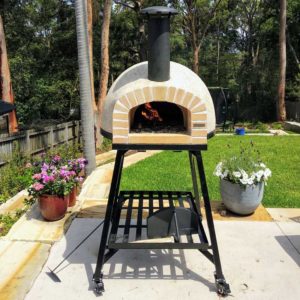 RUS70-Pizza Oven-Brick-Facade